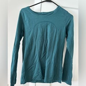 Lululemon relaxed swiftly